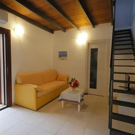 Affittacamere Baglio Antico Forno 2*
